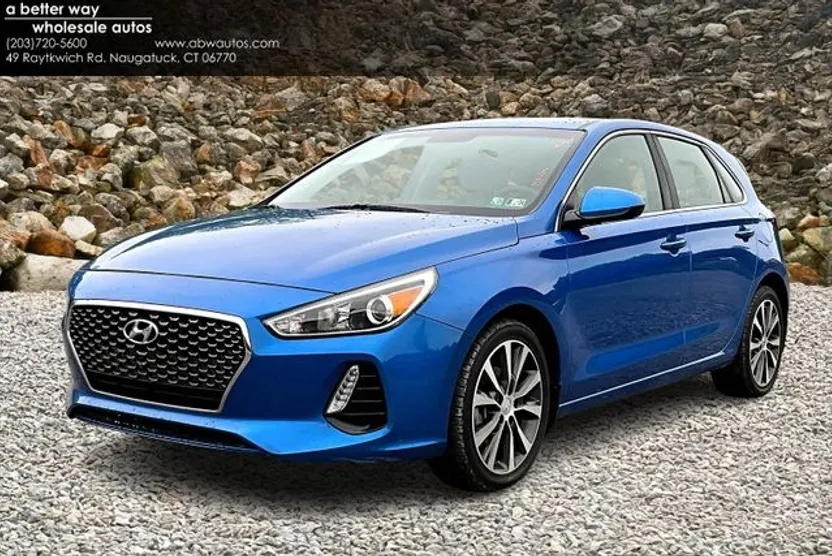 2018 Hyundai Elantra GT Base photo 1