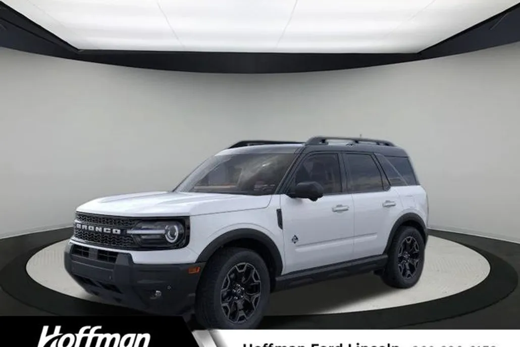 2025 Ford Bronco Sport Outer Banks photo 1