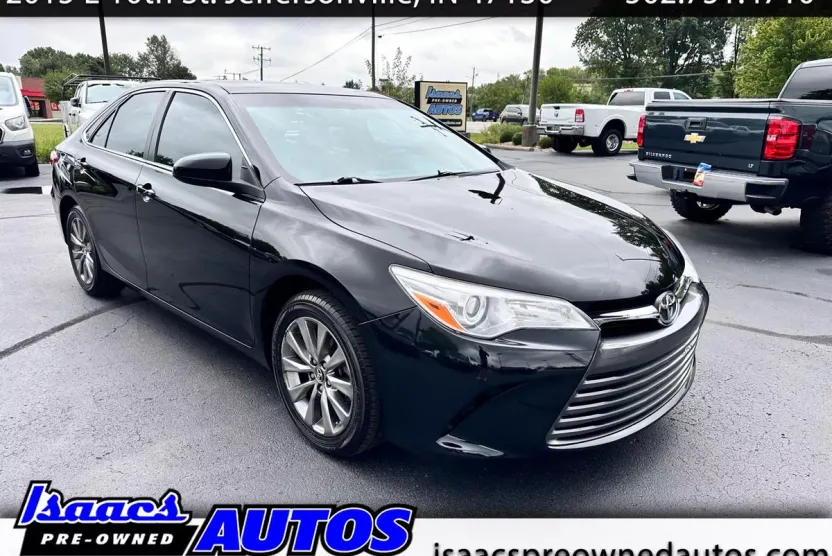 2017 Toyota Camry XLE XSE photo 1