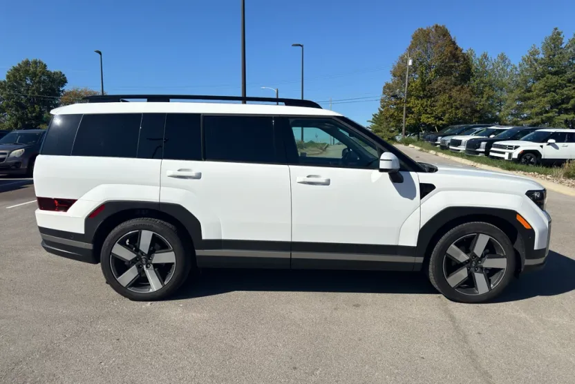 2025 Hyundai Santa Fe Limited photo 1