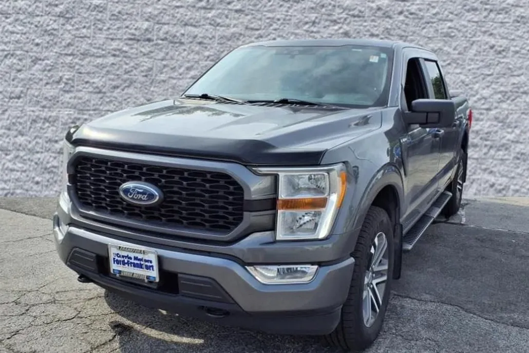 2022 Ford F-150 XL photo 1