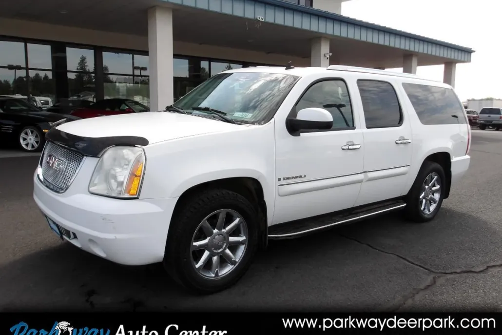 2008 Gmc Yukon XL Denali photo 1