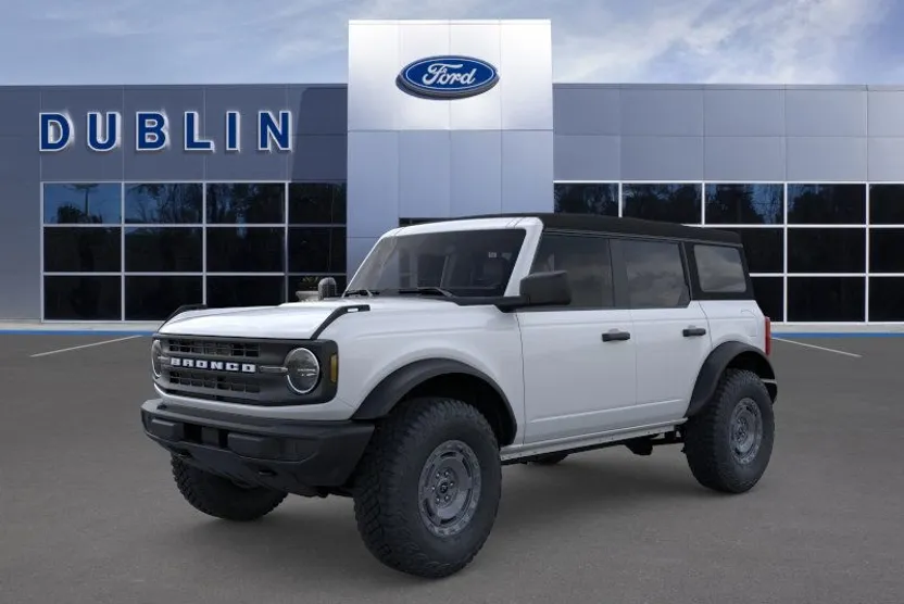 2025 Ford Bronco Base photo 1