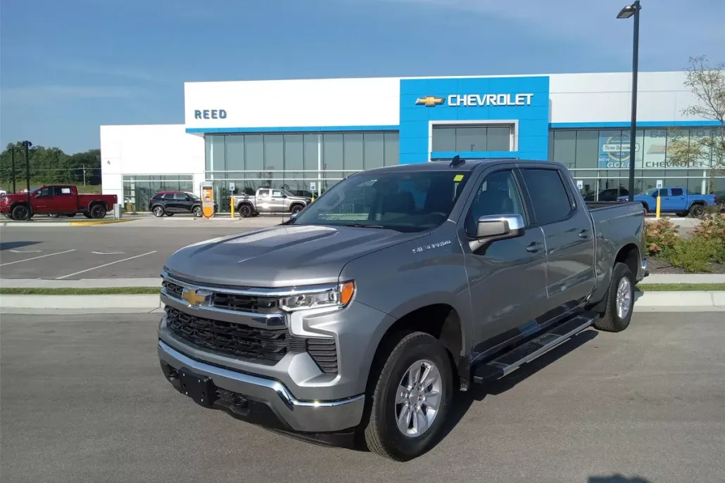 2026 Chevrolet Silverado 1500 photo 1
