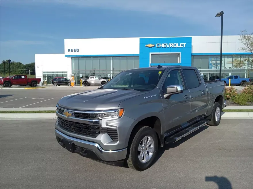 2026 Chevrolet Silverado 1500 photo 1