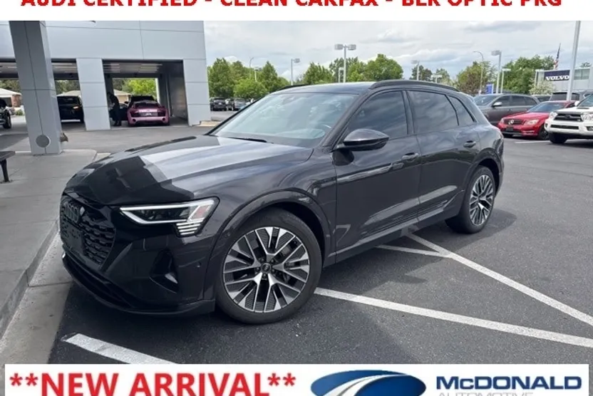 2024 Audi Q8 E-tron Premium photo 1