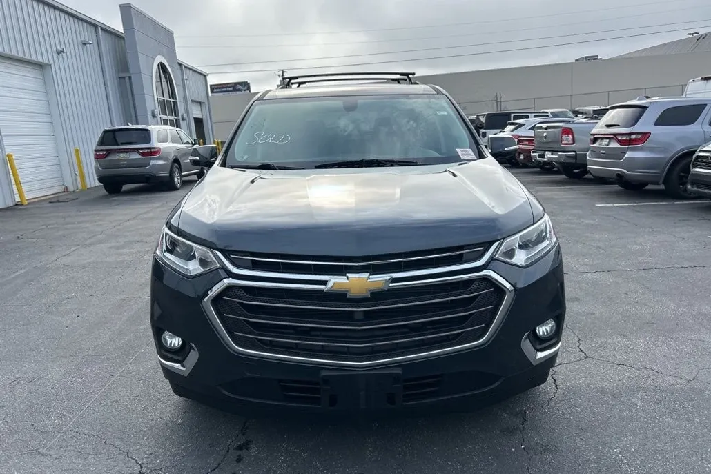 2019 Chevrolet Traverse Cloth 1LT photo 1