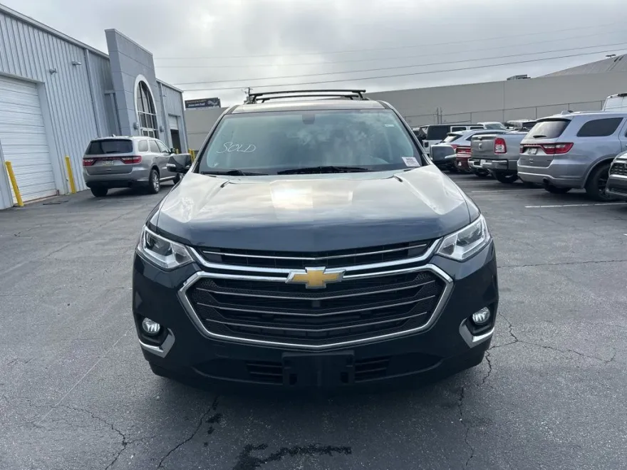 2019 Chevrolet Traverse Cloth 1LT photo 1