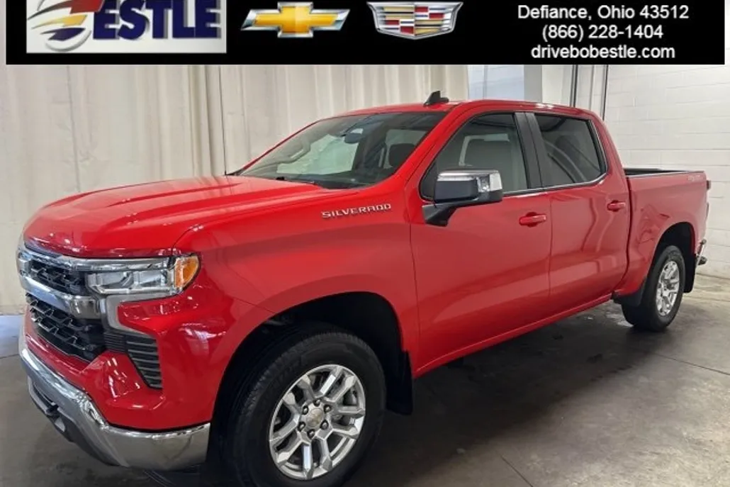 2023 Chevrolet Silverado 1500 LT photo 1