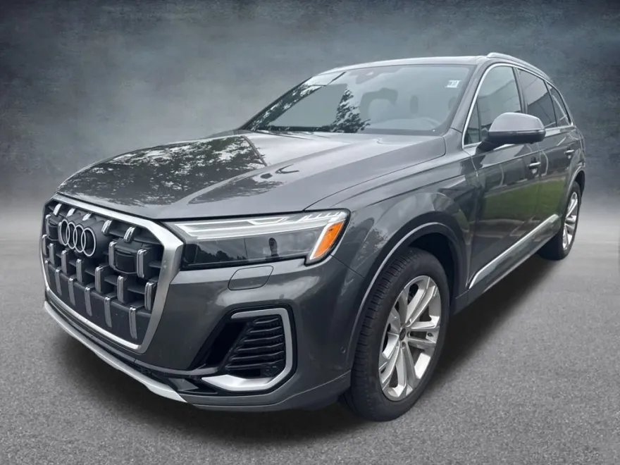 2025 Audi Q7 55 Premium photo 1
