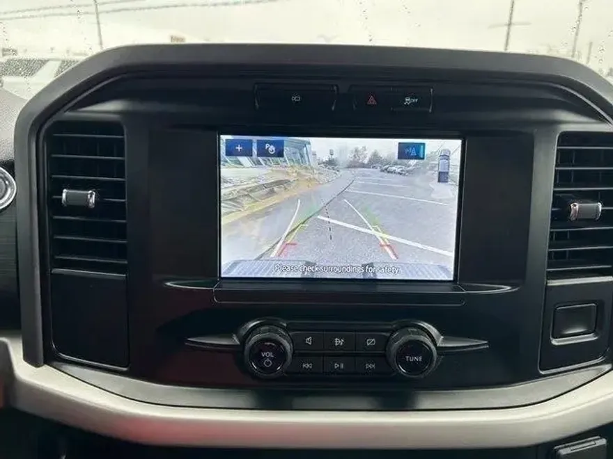 2023 Ford F-150 XLT photo 18