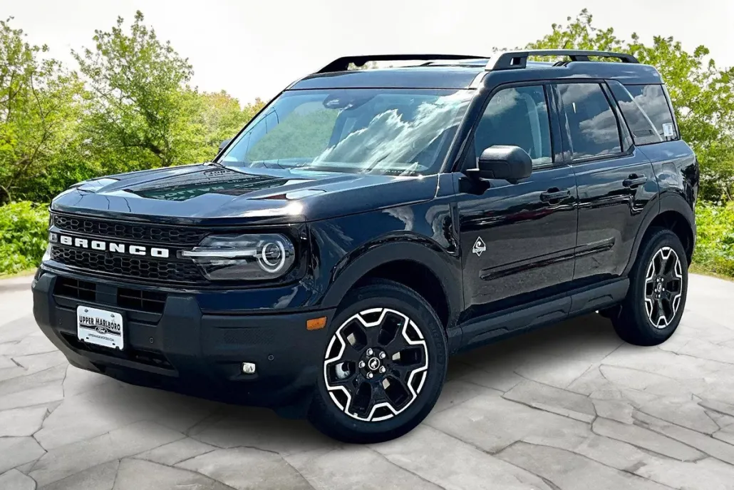 2025 Ford Bronco Sport Outer Banks photo 1