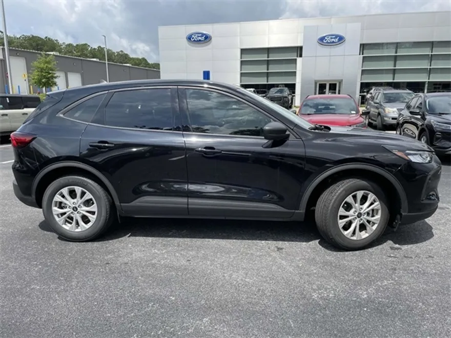 2025 Ford Escape Active photo 1
