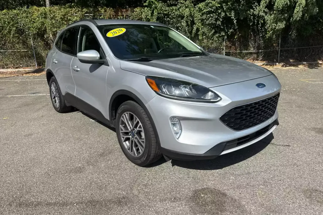 2020 Ford Escape SEL photo 1