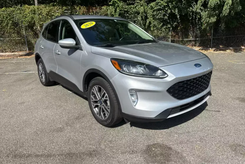 2020 Ford Escape SEL photo 1