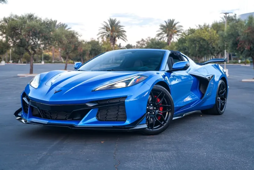 2025 Chevrolet Corvette Z06 1LZ photo 1