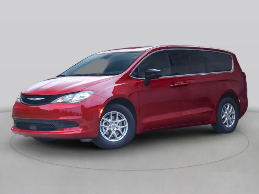 2025 Chrysler Voyager LX photo 1