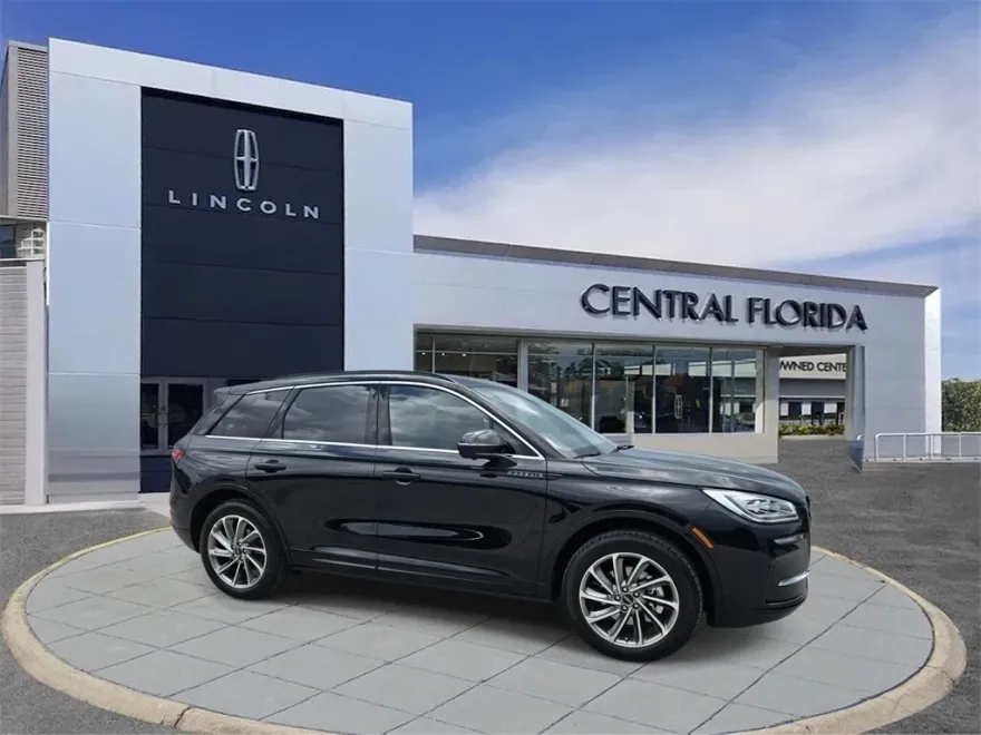 2025 Lincoln Corsair Grand Touring photo 1