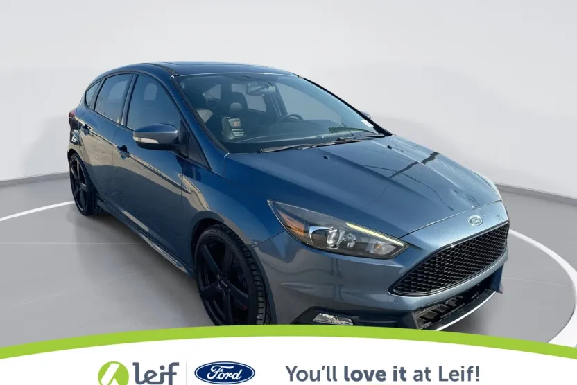 2018 Ford Focus ST photo 1