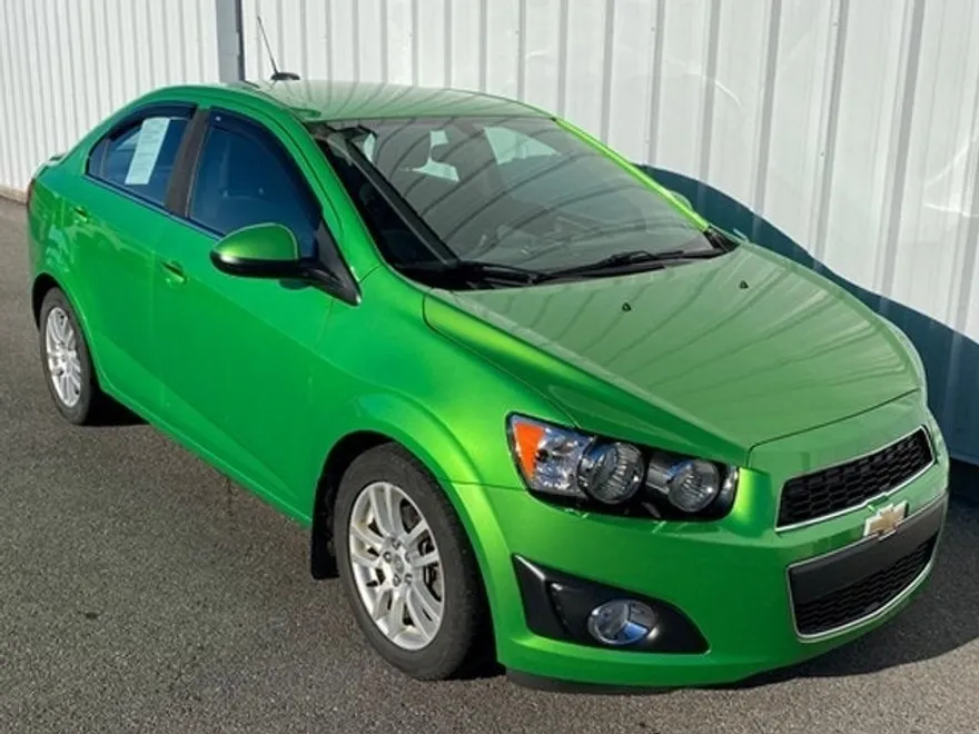 2015 Chevrolet Sonic LT photo 1