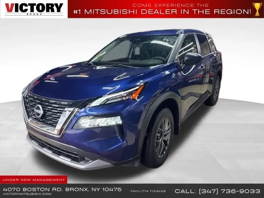 2023 Nissan Rogue SV photo 1