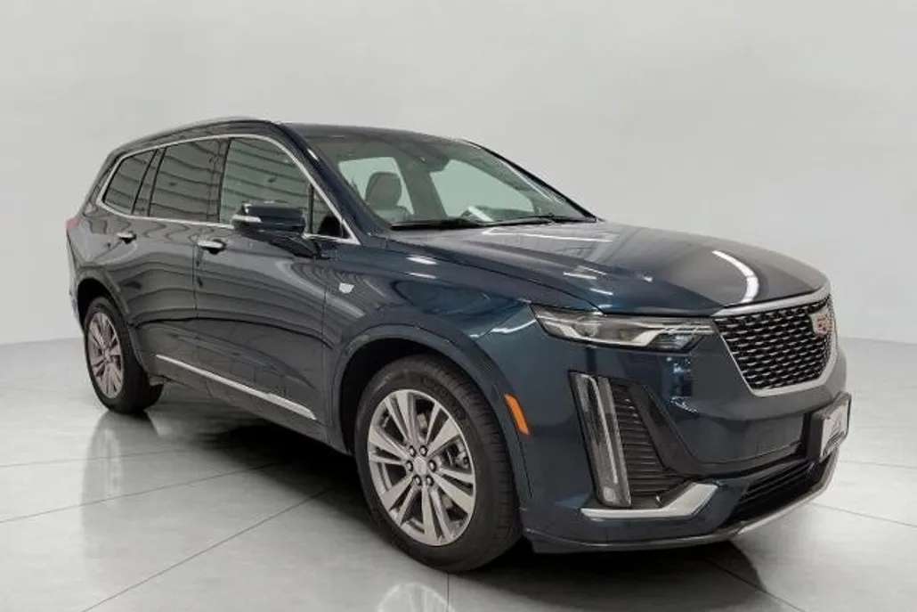 2025 Cadillac XT6 Premium Luxury photo 1