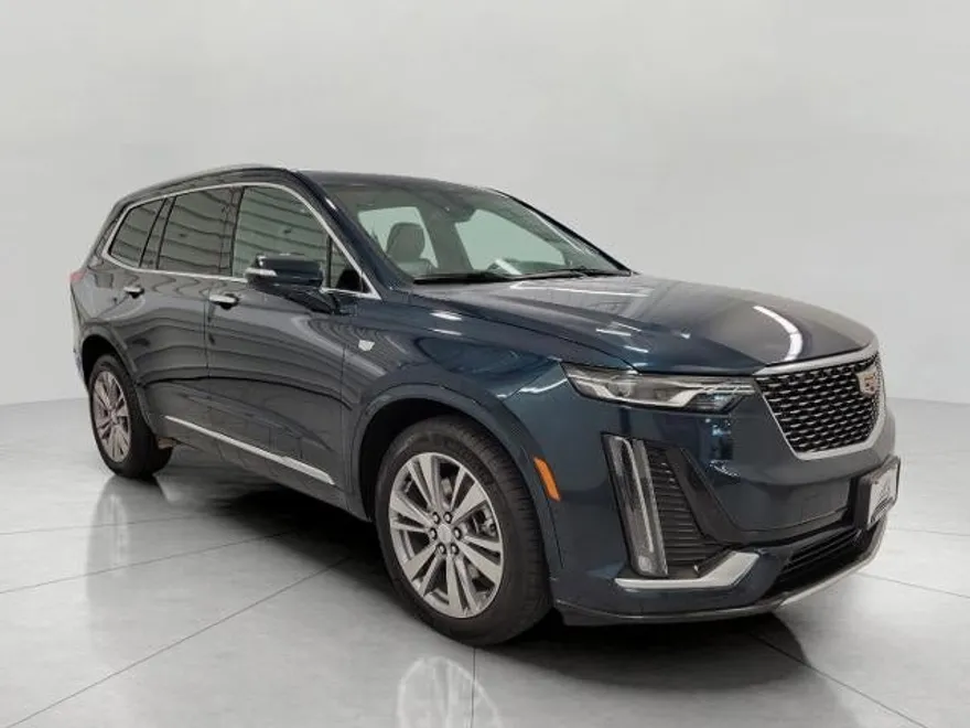 2025 Cadillac XT6 Premium Luxury photo 1