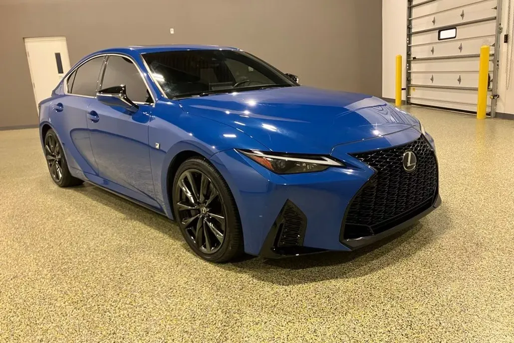 2023 Lexus IS 350 F SPORT photo 1