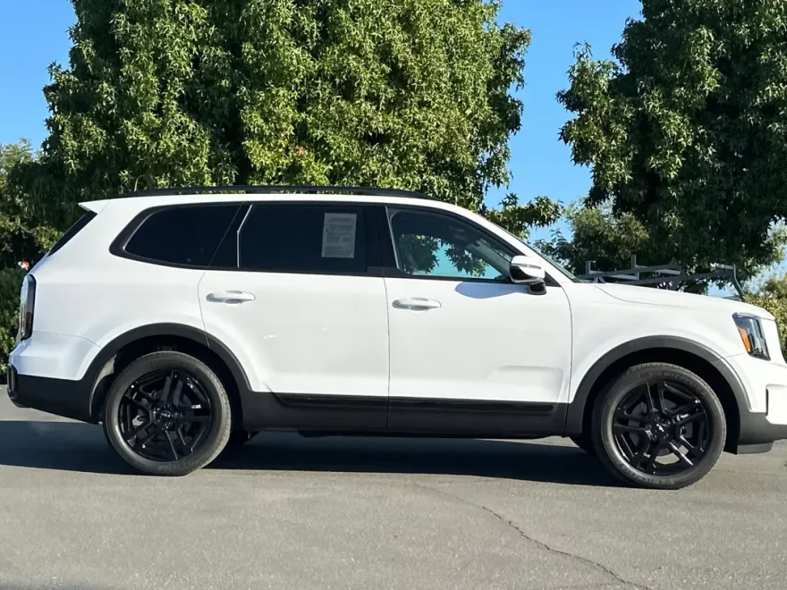 2024 Kia Telluride SX Prestige X-Line photo 1