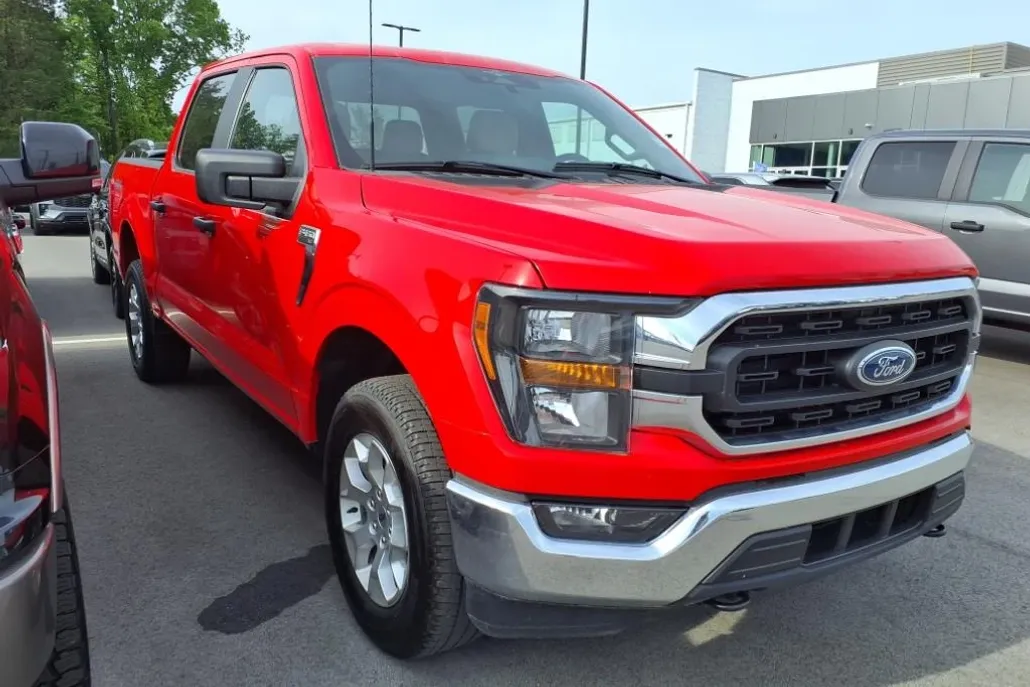 2023 Ford F-150 XLT photo 1