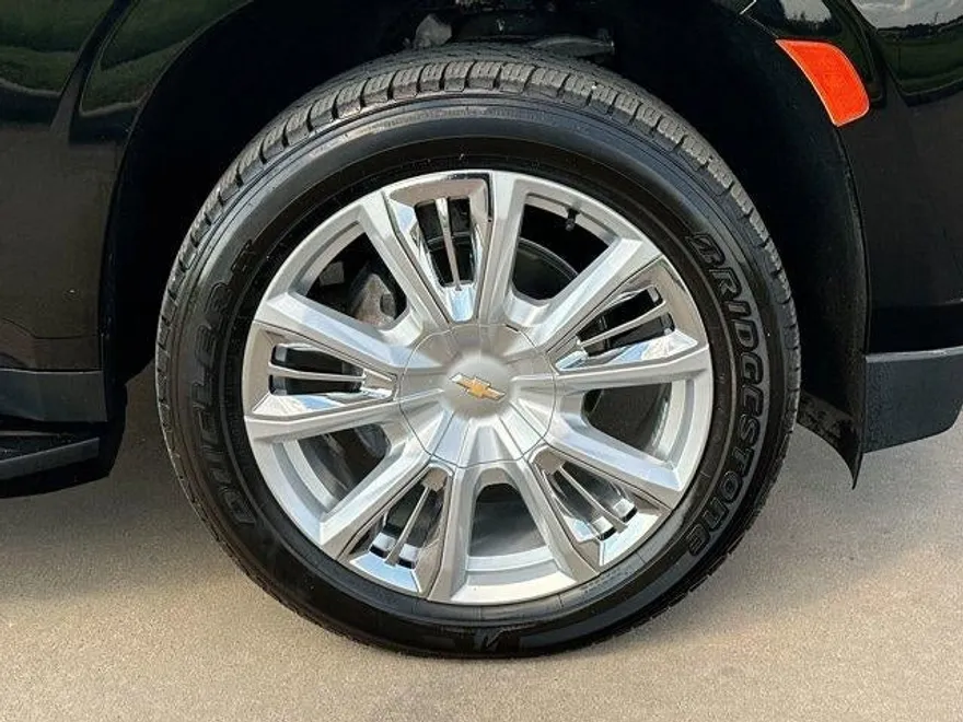 2023 Chevrolet Tahoe High Country photo 1