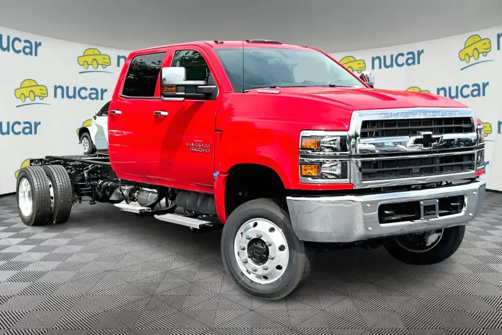 2024 Chevrolet Silverado 5500HD Work Truck photo 1