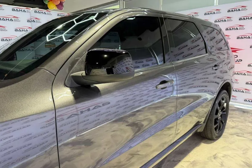 2020 Dodge Durango SXT Plus photo 1