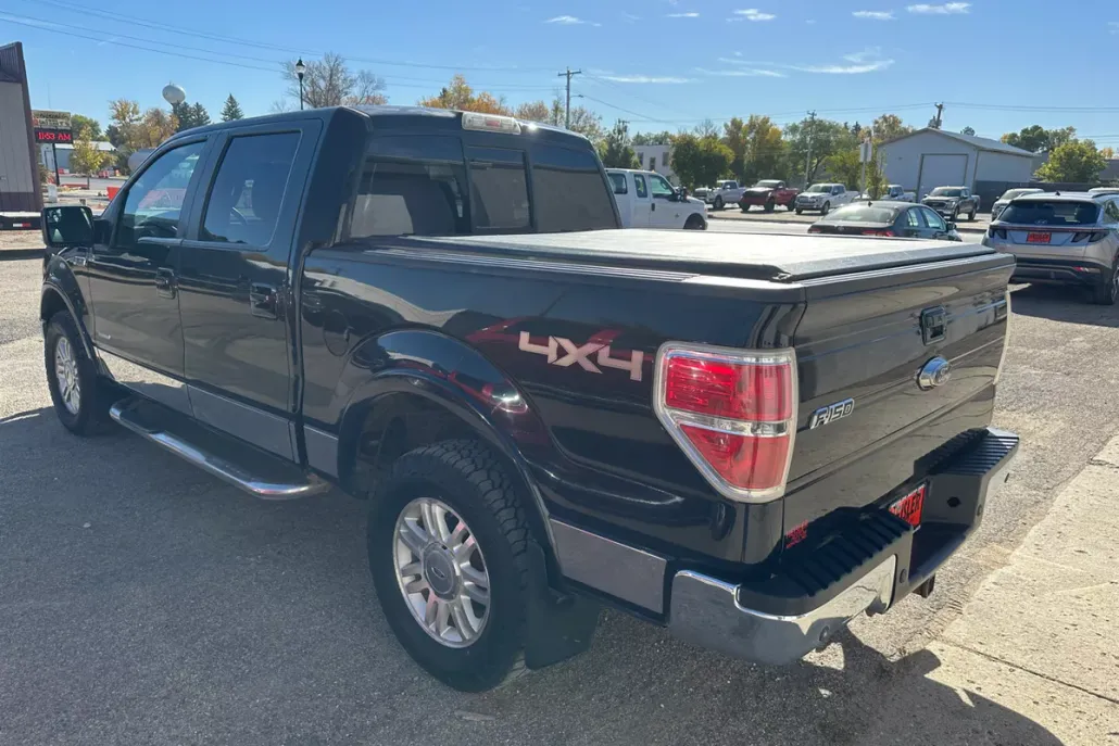 2011 Ford F-150 Lariat photo 1