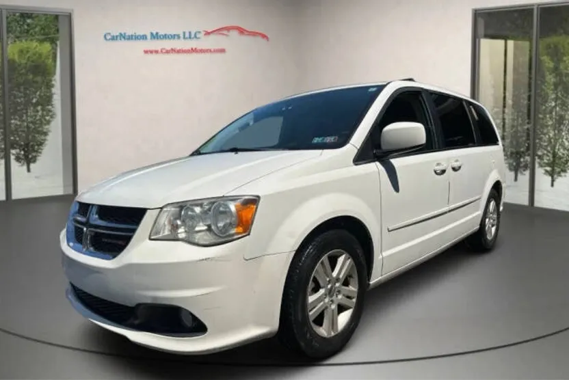 2012 Dodge Grand Caravan Crew photo 1