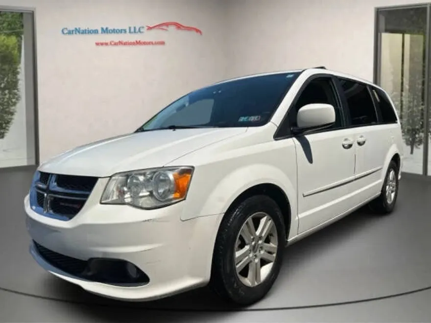 2012 Dodge Grand Caravan Crew photo 1