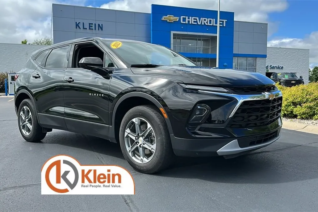 2023 Chevrolet Blazer 2LT photo 1