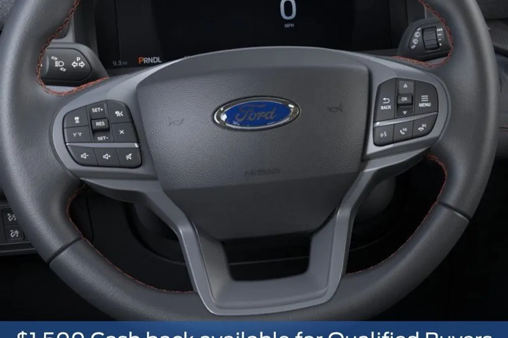 2025 Ford Explorer photo 1