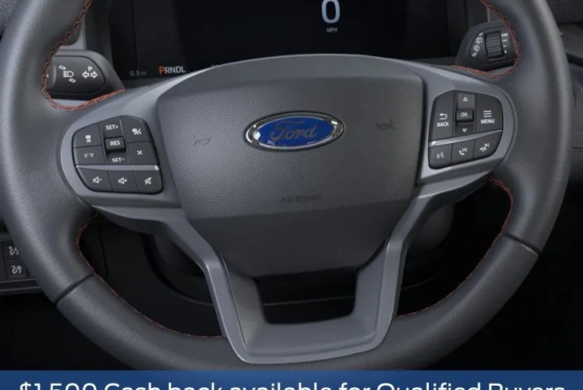 2025 Ford Explorer photo 1