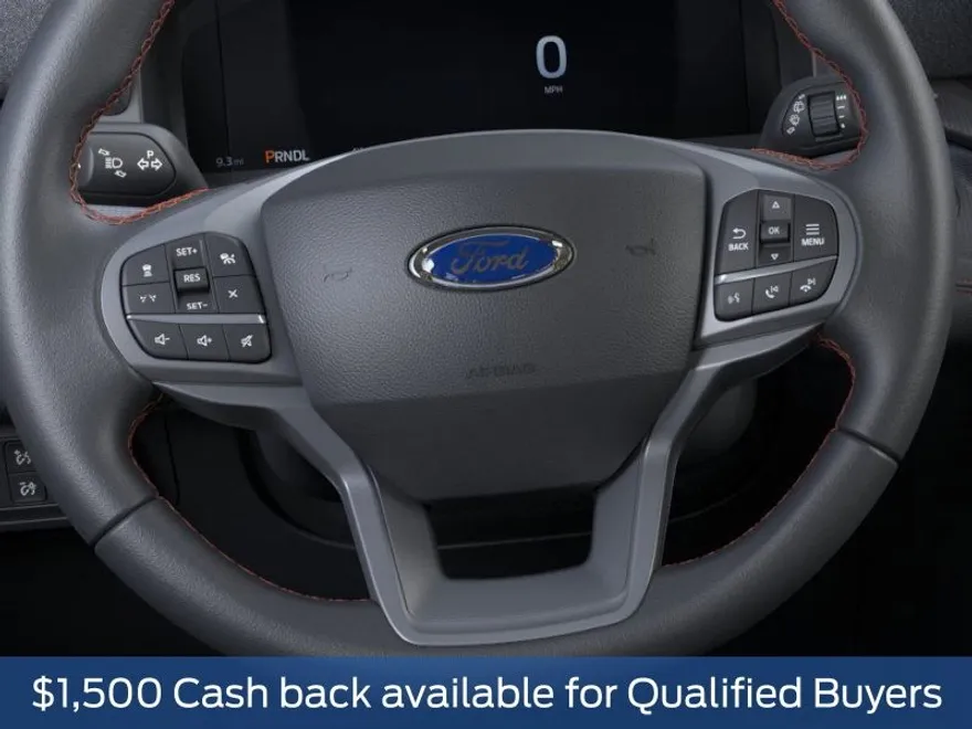 2025 Ford Explorer photo 1