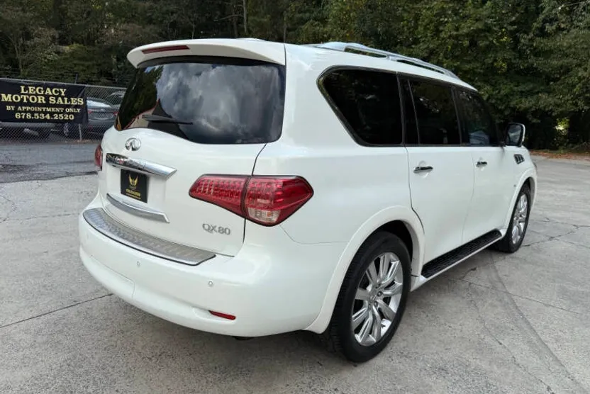 2014 Infiniti QX80 photo 1