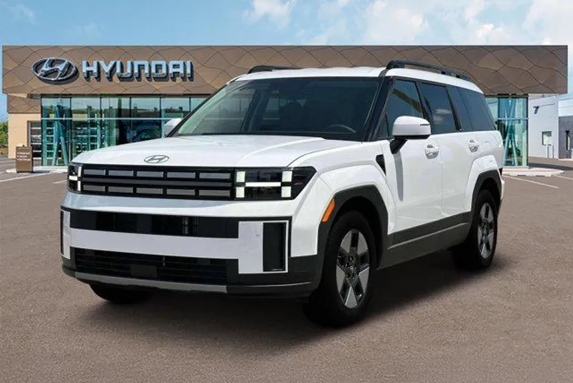 2025 Hyundai Santa Fe SEL photo 1