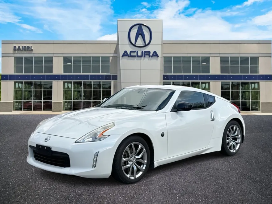 2013 Nissan 370Z photo 1