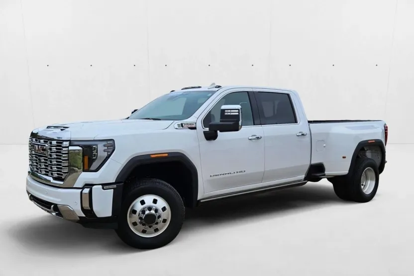 2024 Gmc Sierra 3500 HD Denali photo 1