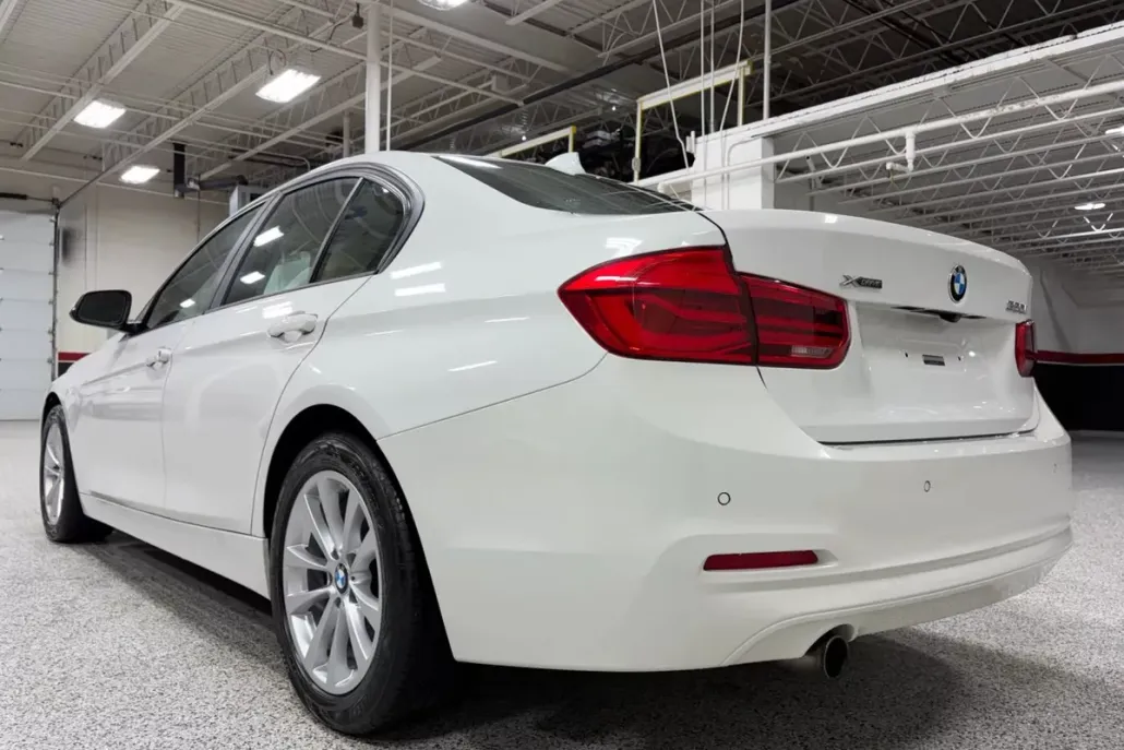 2017 Bmw 320i xDrive SA photo 1