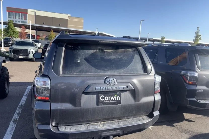 2019 Toyota 4Runner SR5 Premium photo 1
