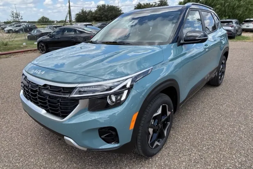 2026 Kia Seltos S photo 1