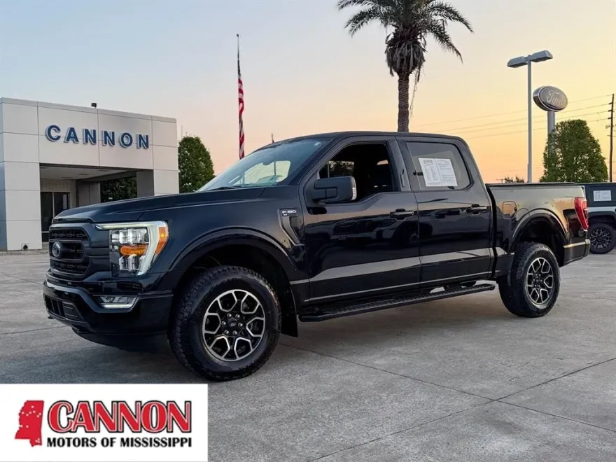 2022 Ford F-150 XLT photo 1