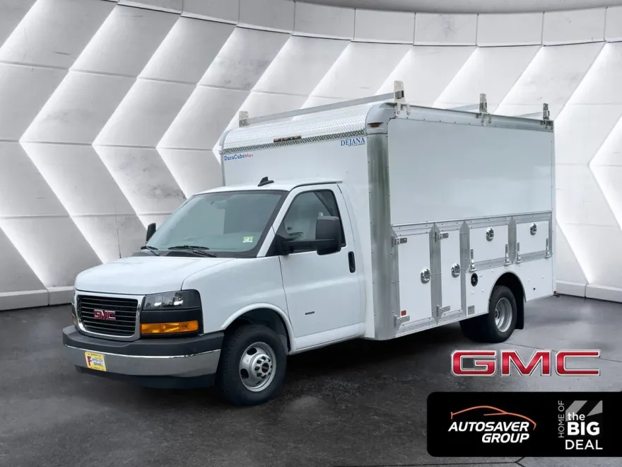 2025 Gmc Savana Cutaway 3500 photo 1