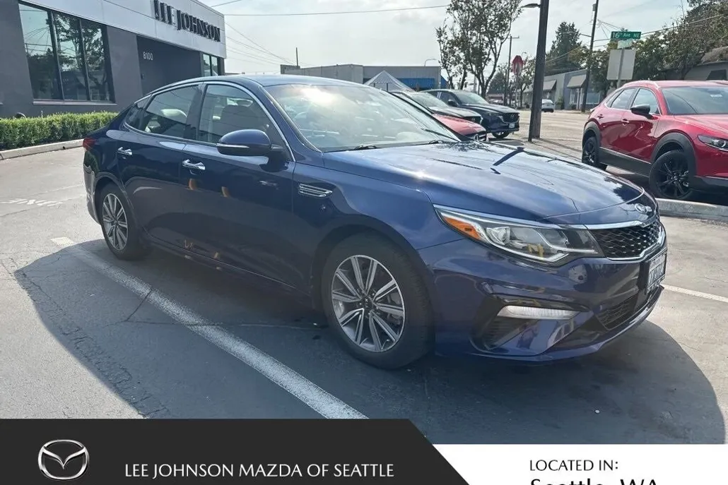 2019 Kia Optima EX photo 1